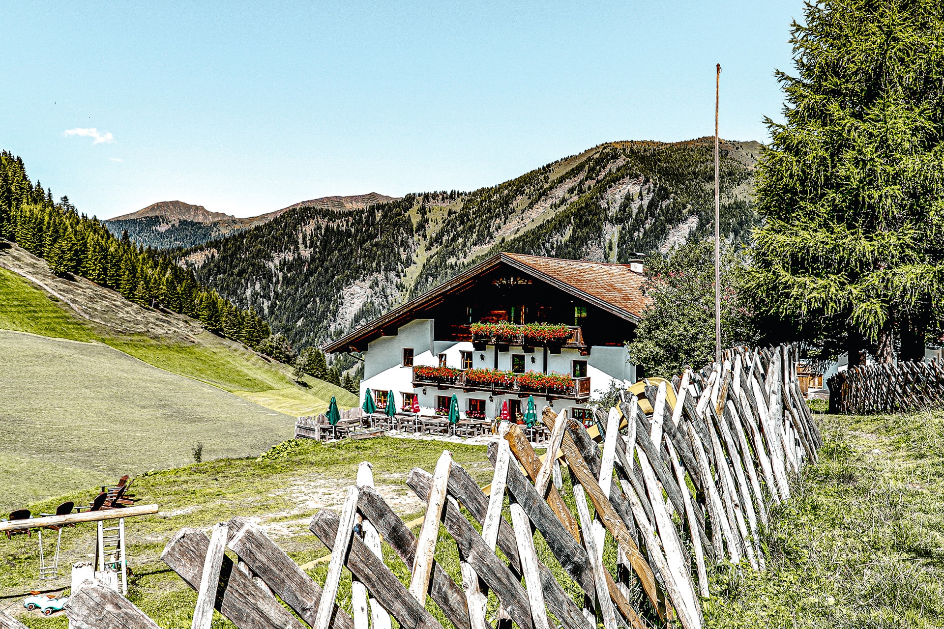 berggasthof-steckholzer-aussenansicht-sommer © Urlaub am Bauernhof